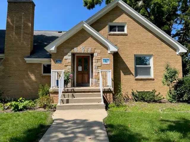 Ten Sixteen Recovery Network